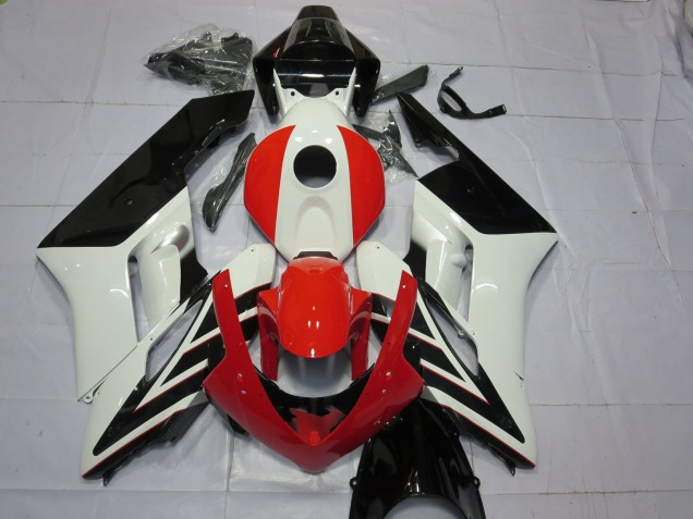 2004-2005 Red Black and White Honda CBR1000RR Fairings Canada 2004-2005 Red Black and White Honda CBR1000RR Fairings Canada