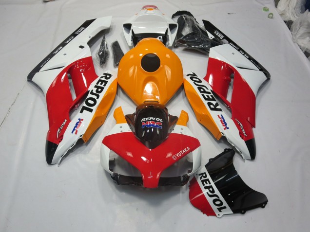 2004-2005 White Repsol Honda CBR1000RR Fairings Canada 2004-2005 White Repsol Honda CBR1000RR Fairings Canada