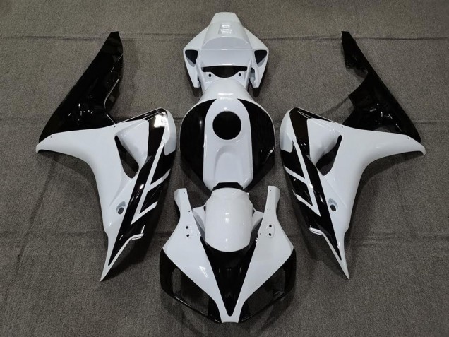 2006-2007 Gloss White and Black Honda CBR1000RR Fairings Canada 2006-2007 Gloss White and Black Honda CBR1000RR Fairings Canada