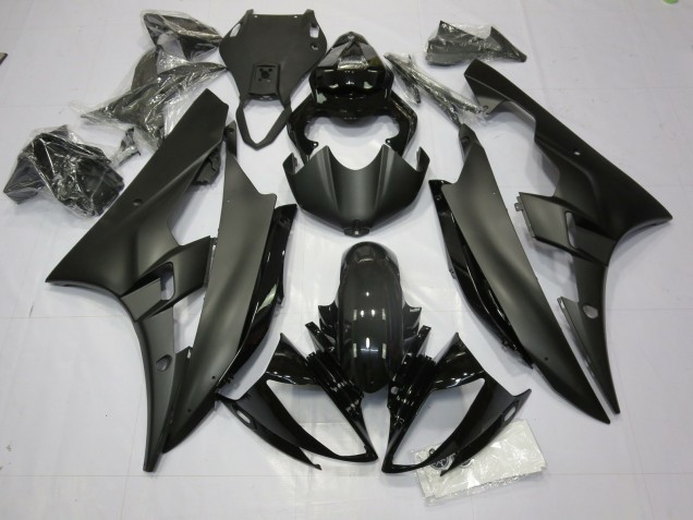 2006-2007 Matte and Gloss Black Yamaha R6 Fairings Canada 2006-2007 Matte and Gloss Black Yamaha R6 Fairings Canada