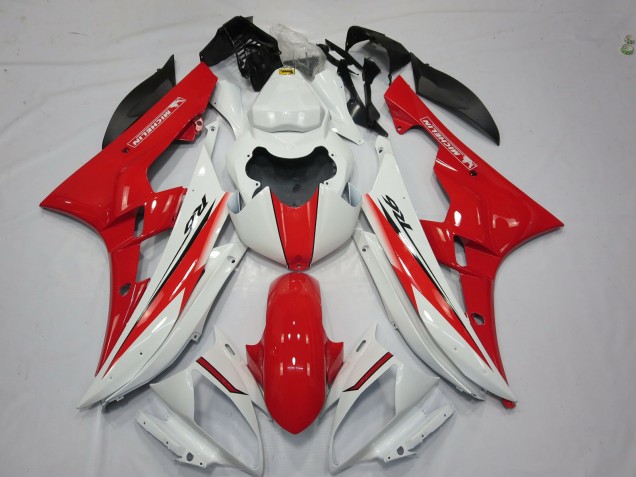 2006-2007 Red White OEM Style Yamaha R6 Fairings Canada 2006-2007 Red White OEM Style Yamaha R6 Fairings Canada