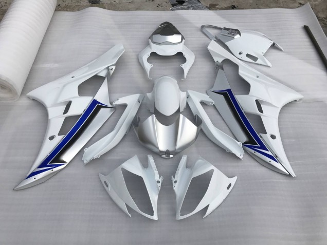 2006-2007 Silver and Blue Yamaha R6 Fairings Canada 2006-2007 Silver and Blue Yamaha R6 Fairings Canada