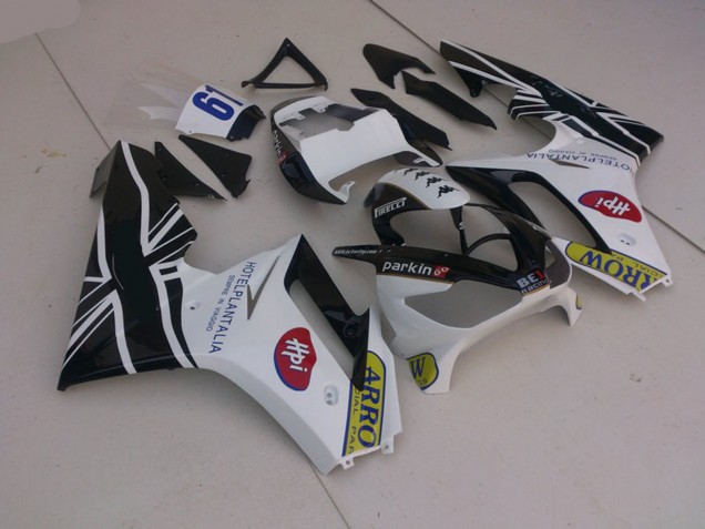 2006-2008 White and Black w Flag Triumph Daytona 675 Fairings Canada