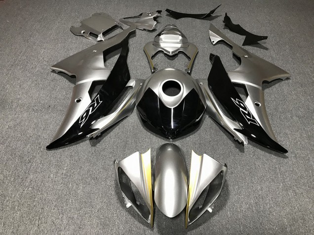 2008-2016 Silver and Black Custom Yamaha R6 Fairings Canada 2008-2016 Silver and Black Custom Yamaha R6 Fairings Canada